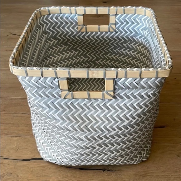 Room‎ Essentials | Gray Chevron Woven Cube Storage Bin - Picture 3 of 6